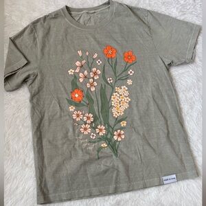 Walk in Love Olive Floral Short Sleeve Tee